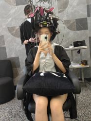-SWANK SALON