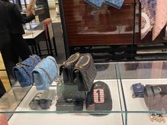 -CHANEL(恒隆广场店)