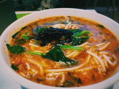 油鸡枞米线-半山腰·云南菜(侨福芳草地店)