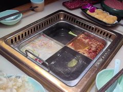 -巴渝瓦肆重庆鲜火锅(宝龙环湖店)