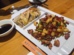 -隔壁老王·家常云南菜(花巷店)