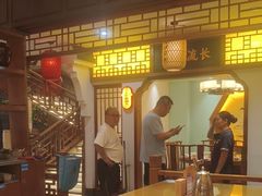 -钵家大院·地道湖北菜(江夏·大花岭店)
