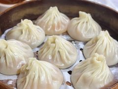 -莱莱小笼·乔艾