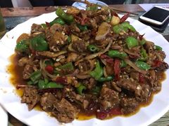 -萨宁音登锡伯风味餐厅(一楼店)