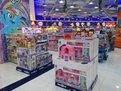 -TOYSRUS玩具反斗城(重庆来福士店)