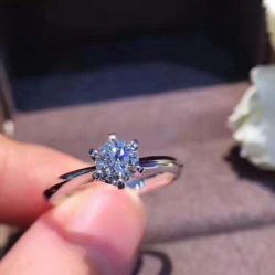 -威德钻石-克拉钻大本营(南京东路店)