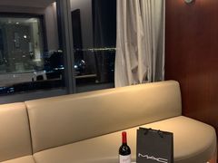 -上海龙之梦万丽酒店