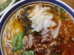 -云阿蛮云南生烫牛肉米线(奉贤路店)