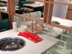 -三人行骨头王火锅(长寿店)