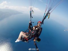 -费特希耶滑翔伞