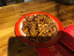 -老三样·美食研究中心(世贸路店)