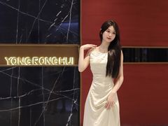 -雍容荟帝王蟹活龙虾展台自助(IFS黑金店)