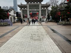 -绳金塔