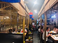 大堂-唯成•韩国炭火烤肉 유성고기