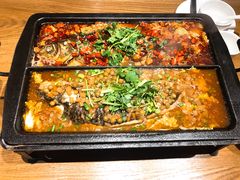 -茅炒屋龙虾·烧烤·湘菜(新河路店)