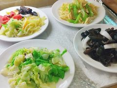 -清真吴记门钉肉饼·喜多利