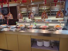 -腾阁自助餐厅(朝林广场店)