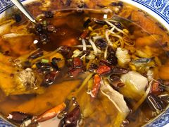 水煮鱼-日进一片海.生腌海鲜火锅.宵夜烧烤(三里屯总店)