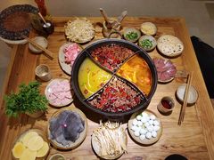 -白乐天毛肚火锅馆(解放碑店)