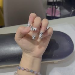 -Nail Me美甲美睫