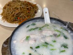 鱼片煲仔粥-玲又珑美食(盘福路店)