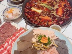 -旧街市鲜货老火锅(大光路店)