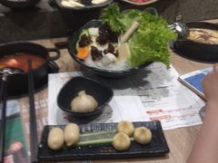 -呷哺呷哺(新世界百货望京店)