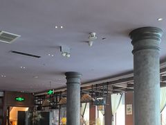 -八府香鸭·啫啫煲(华山路店)