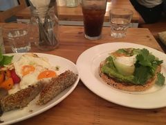 牛油果吐司-Egg•Allday Brunch(襄阳北路店)