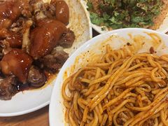 素椒杂酱面-明红蹄花(糍粑店街店)