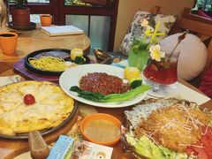 -月亮眼花园餐厅书吧酒吧