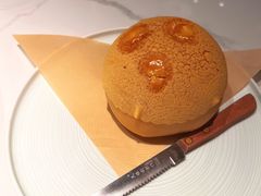 领鲜菠萝包-领鲜天下·焗海鲜·花胶鸡(天目里店)