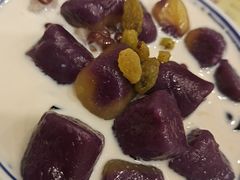 -广信牛奶甜品世家(台东店)