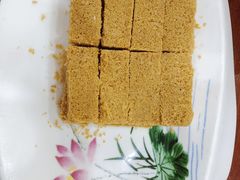 -湖南人家湘菜馆(镇江路店)