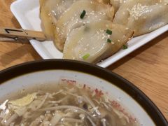 -小姜锅贴(凤凰街店)