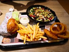 -The Habit Burger Grill 哈比特汉堡(爱琴海店)