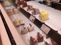 -巴黎贝甜(大宁国际商业广场店)