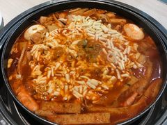 -三清洞摩西韩式年糕火锅(威高广场店)