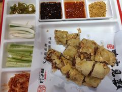 -肘子酥·天津捞面(德云社店)