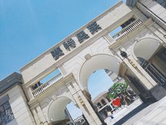 -王府井奥莱临潼小镇(临潼店)