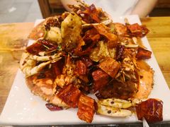 -老东镇啤酒屋海鲜加工·蒸汽海鲜·海鲜烧烤(台东店)