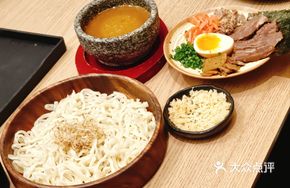 Miyeo Family Rich Bone Soup Dipping Noodles