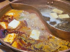 -洱火云南酸菜牛肉火锅(石景山当代商城店)