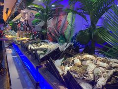 -布罗城堡自助烧烤(鸿通城购物中心店)