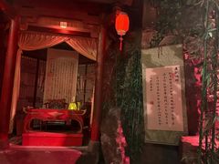 -暴风岛沉浸式体验馆(百联世纪店)