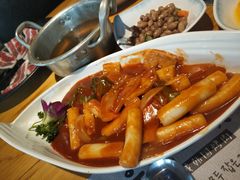 -唯成•韩国炭火烤肉 유성고기