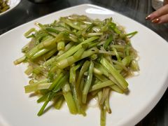 -姐妹临高乳猪店(海垦路店)