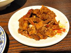 -爆炸头阿姨小四川正宗川味小吃(无任何分店)