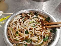-花溪牛肉粉(八鸽岩店)