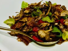 -一坐一忘云南菜(嘉里中心店)